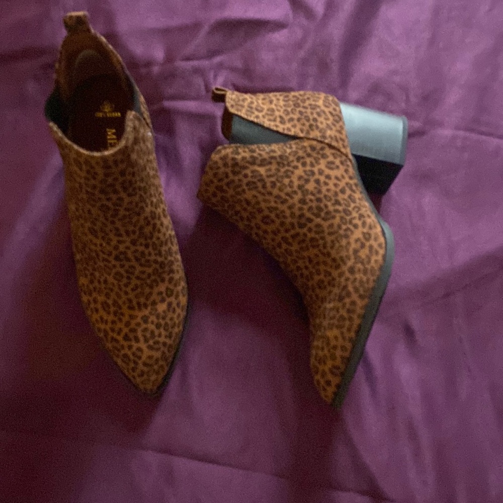 Leopard print shoe boots Never worn